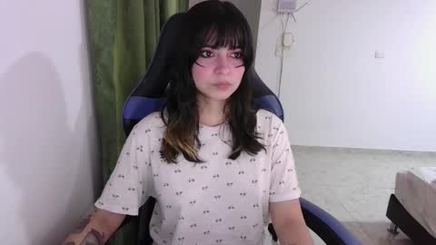 Anna online show from 11/06/25, 09:59