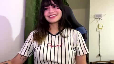 Anna online show from 11/22/25, 04:44