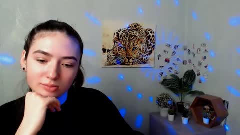 Snapshot of annadax chatting on 02/21/26, 08:48 Anna online show from 02/21/26, 08:48