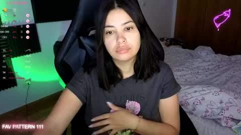 Snapshot of annadolll chatting on 05/05/26, 02:19 OF twitter annadangerx pornhub online show from 05/05/26, 02:19