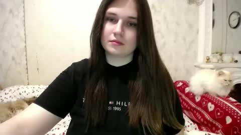 Snapshot of annagoldy3 chatting on 04/18/26, 01:48 Anna online show from 04/18/26, 01:48