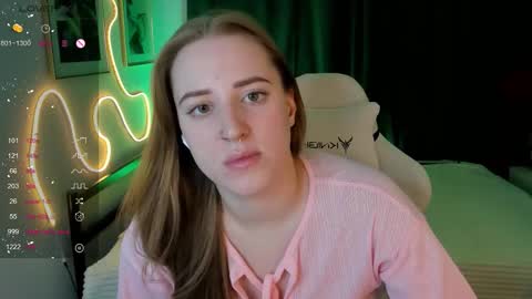 annagrees1 online show from 12/18/25, 02:34