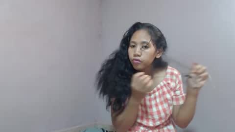 Snapshot of annahhotgirl chatting on 02/16/25, 07:04 annahhotgirl online show from 02/16/25, 07:04