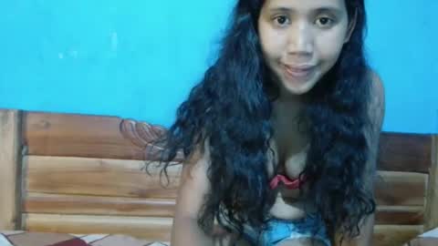 Snapshot of annahhotgirl chatting on 10/25/25, 08:00 annahhotgirl online show from 10/25/25, 08:00