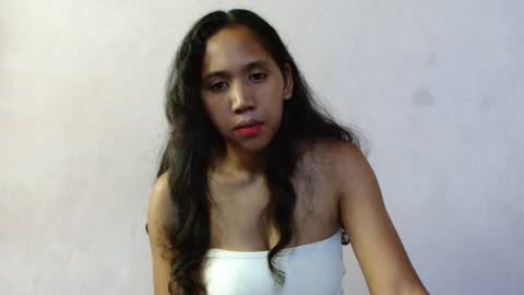 Snapshot of annahhotgirl chatting on 02/17/26, 04:31 annahhotgirl online show from 02/17/26, 04:31
