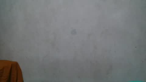 Snapshot of annahhotgirl chatting on 05/18/26, 04:46 annahhotgirl online show from 05/18/26, 04:46