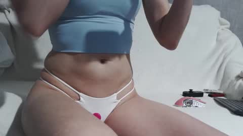 annahotcrazy online show from 12/17/25, 12:44