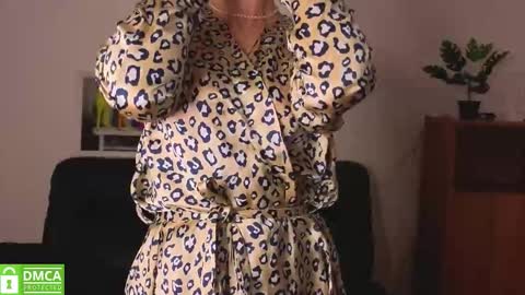 Anna online show from 12/23/25, 06:33