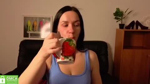 Anna online show from 05/25/26, 05:24