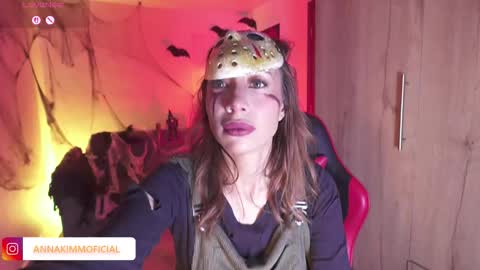 Anna online show from 10/31/25, 12:00