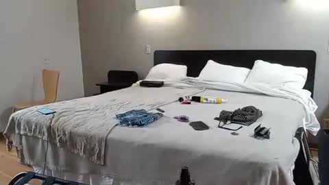 Anna Lee Cross online show from 03/26/26, 07:14