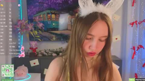 Holly Molly Im Polly online show from 04/22/26, 07:48