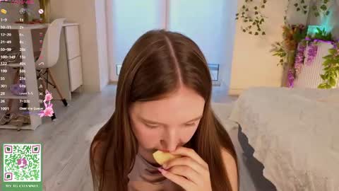 Holly Molly Im Polly online show from 07/02/26, 09:59