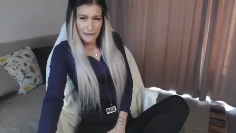 Anna online show from 04/24/26, 04:48