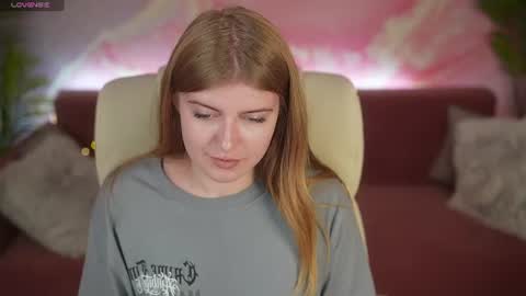 Anna online show from 07/17/26, 01:51