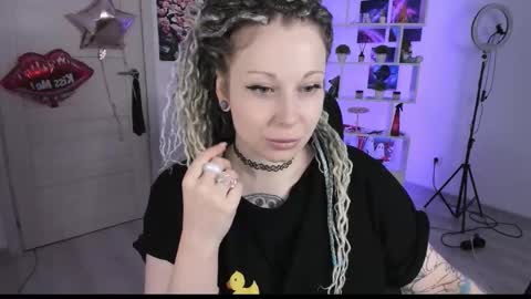 Anna online show from 10/02/25, 03:30