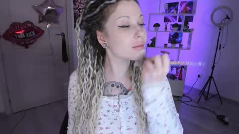 Anna online show from 11/03/25, 03:30