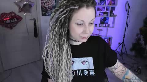 Anna online show from 11/30/25, 04:11