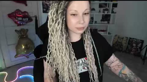 Snapshot of annanebula chatting on 06/20/26, 06:33 Anna online show from 06/20/26, 06:33