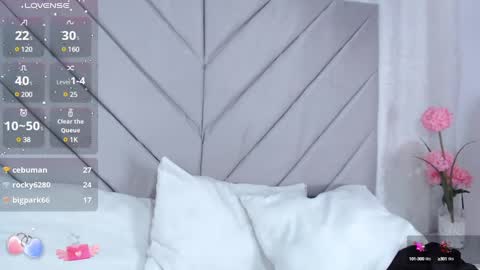 Snapshot of annaqueen_ chatting on 03/03/25, 07:39 Anna online show from 03/03/25, 07:39