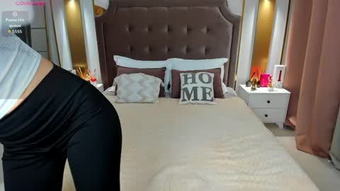 Anna online show from 04/20/26, 12:46