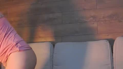 Snapshot of annasplash chatting on 10/14/25, 04:57 annasplash online show from 10/14/25, 04:57