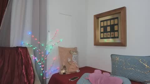 anna online show from 12/10/24, 12:16