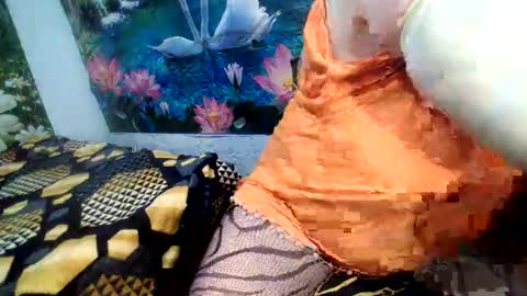Snapshot of annaxgoldx chatting on 05/13/26, 08:23 AnnaxGoldX online show from 05/13/26, 08:23