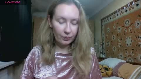 AnnaXLovers online show from 10/21/25, 10:05