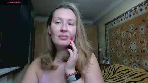 AnnaXLovers online show from 11/06/25, 02:40