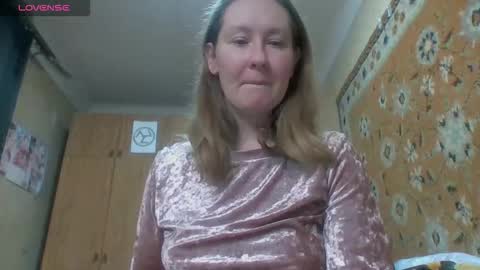 AnnaXLovers online show from 12/20/25, 12:23