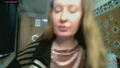 AnnaXLovers online show from 04/25/26, 01:36