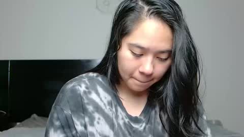 Snapshot of annaxnasty chatting on 10/17/25, 04:04 Anna online show from 10/17/25, 04:04