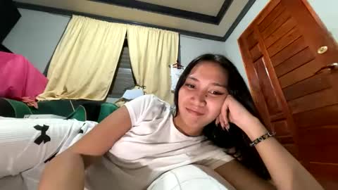 anne_chanelx online show from 04/06/26, 05:25