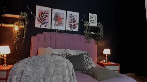 anne_cherrydh online show from 01/06/26, 03:43