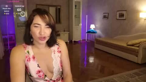 anne_karma online show from 10/21/25, 08:20