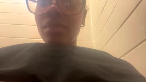 anne_lynn online show from 04/15/26, 09:04