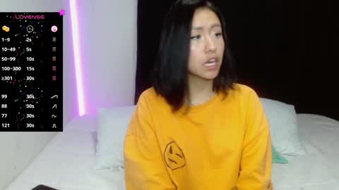 Snapshot of anne_nicholson chatting on 12/12/24, 05:10 Anne online show from 12/12/24, 05:10