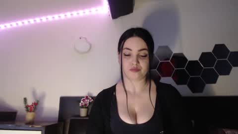 Snapshot of annebellee69 chatting on 03/03/25, 09:26 annebellee69 online show from 03/03/25, 09:26