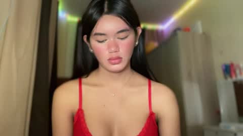 Snapshot of annedee_ chatting on 12/14/24, 05:58 Kim online show from 12/14/24, 05:58