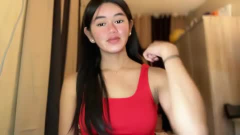 Snapshot of annedee_ chatting on 12/17/24, 08:32 Kim online show from 12/17/24, 08:32