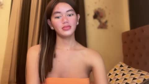 Snapshot of annedee_ chatting on 12/30/24, 03:03 Kim online show from 12/30/24, 03:03