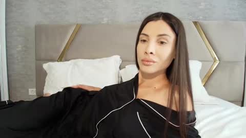 AnneHotxxx online show from 03/18/26, 10:29