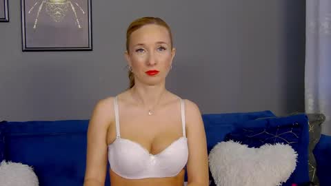 Anne online show from 06/05/26, 03:46