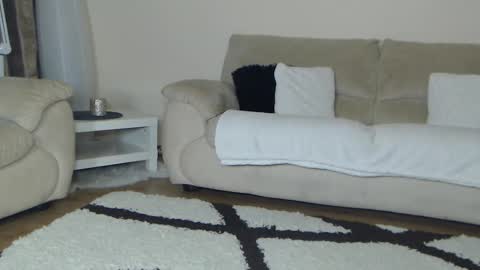 annesins online show from 11/09/25, 05:55