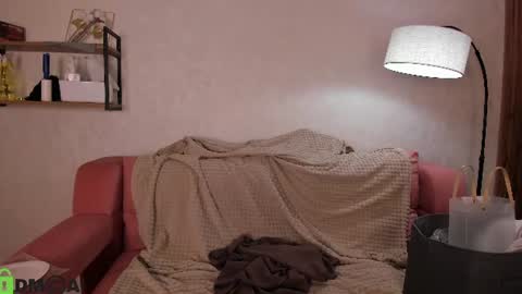 Snapshot of annette_nelsone chatting on 06/25/26, 01:05 annette_nelsone online show from 06/25/26, 01:05
