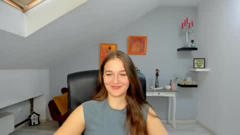 annewilsonn online show from 11/04/25, 11:53