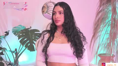 Angel online show from 10/23/25, 04:06