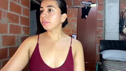 anngela online show from 09/22/25, 09:39