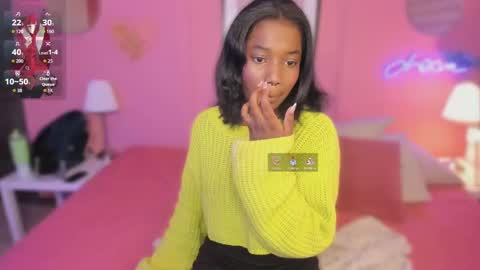Snapshot of annia_dh chatting on 09/18/25, 07:49 annia online show from 09/18/25, 07:49